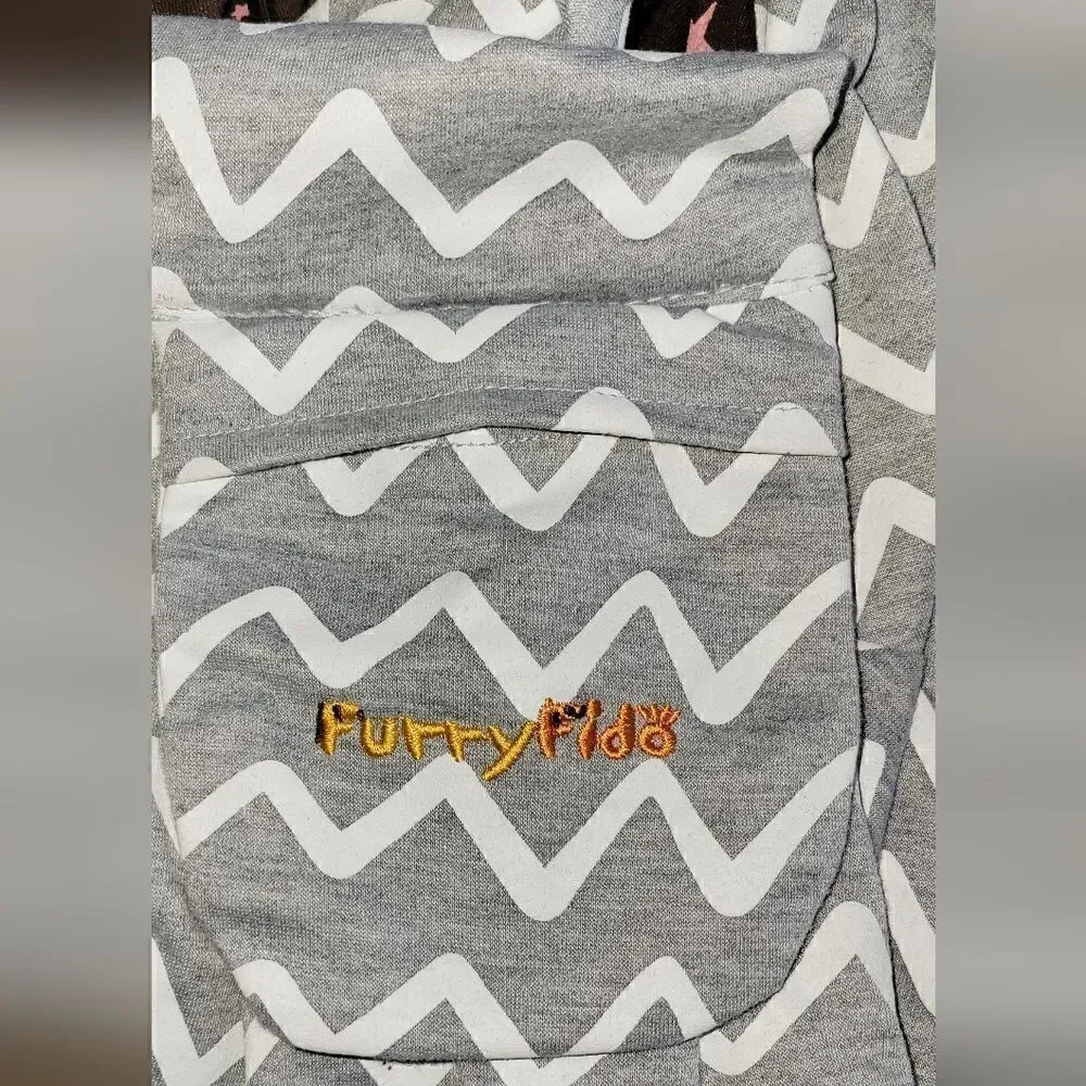 NWOT Furry Fido Chevron Grey Adjustable Pocket Pet Sling Papoose Carrier
